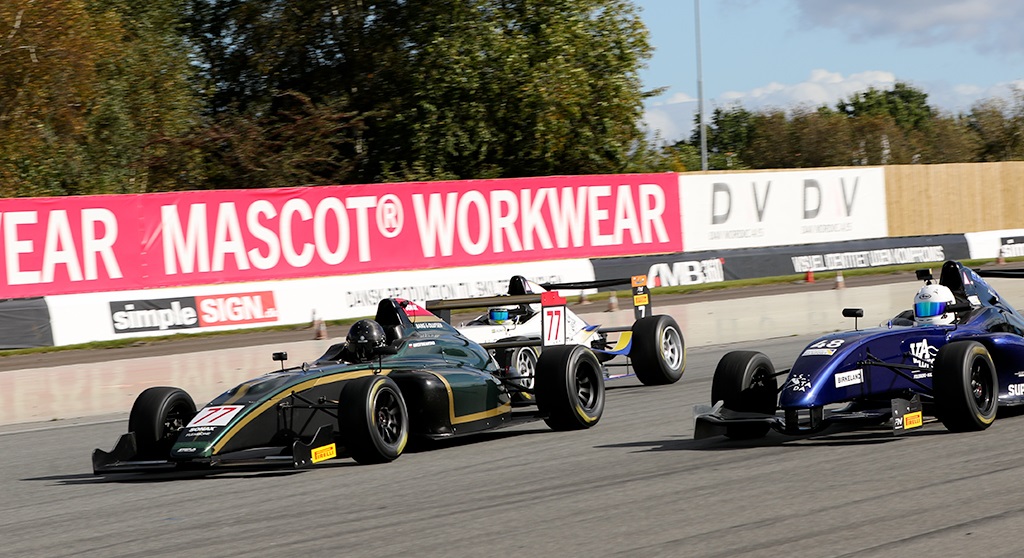 Gustaw Wisniewski i Mygale M14-F4
(Foto: Motorsporten.dk)